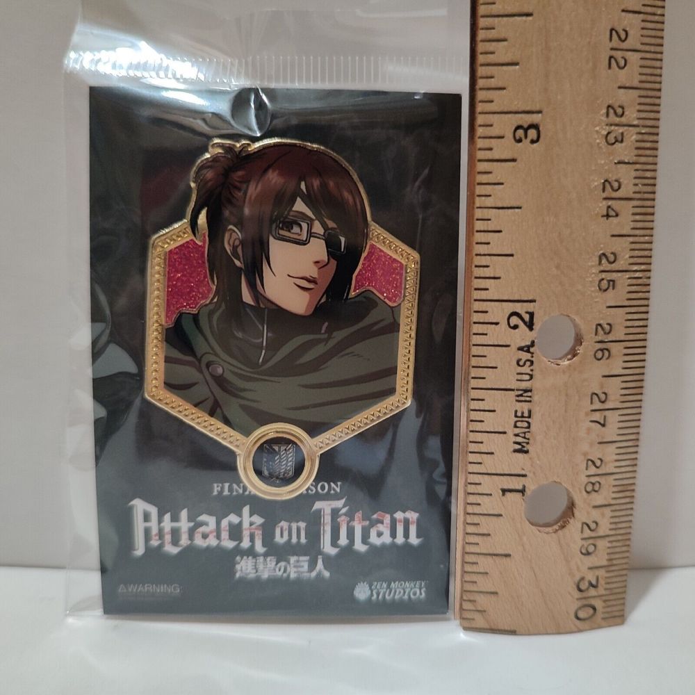 Attack on Titan Hange Zoe Golden Series Enamel Pin Full Color Official AoT Badge - Picture 3 of 3
